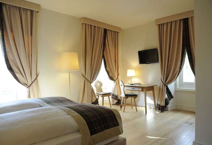 اتاق راحتی, Bernina 1865 By Kleos Group Collection