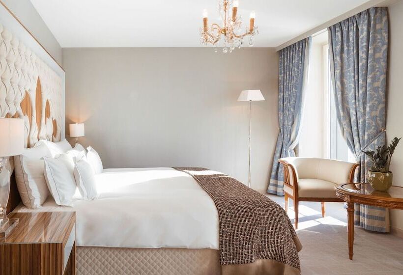 スイート（家族用）, Carlton Hotel St Moritz   The Leading Hotels Of The World
