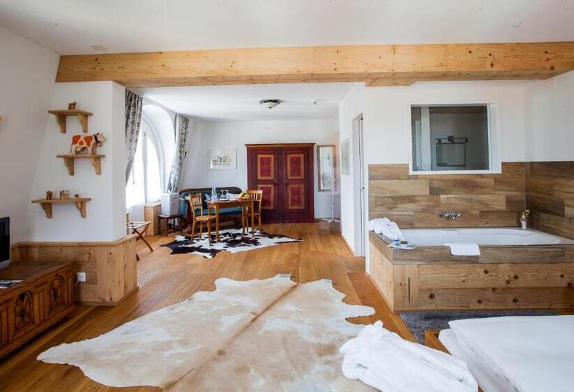 Suite, Carltoneurope Vintage Adults