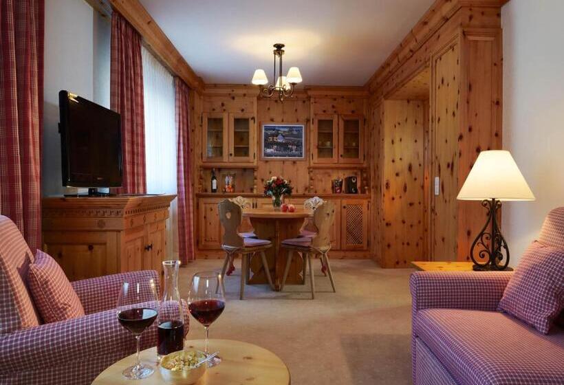 Suite, Crystal Hotel Superior