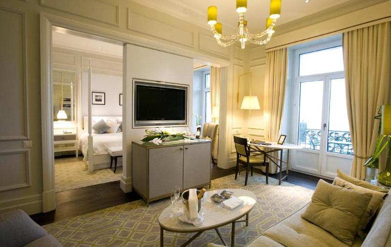 주니어 스위트 호수 전망, Fairmont Le Montreux Palace