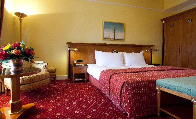 스탠다드 도시전망 룸, Fairmont Le Montreux Palace