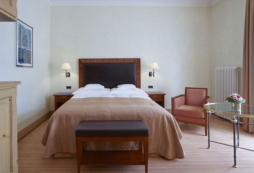 اتاق کلاسیک, Grand Hotel Kronenhof