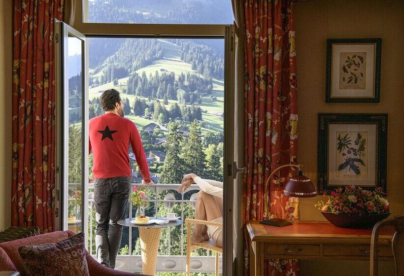 Suite Deluxe met Uitzicht op de Bergen, Gstaad Palace