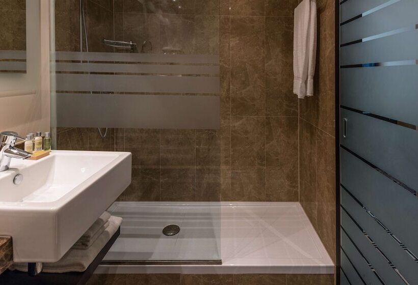 标准间, Hilton Geneva Hotel And Conference Centre