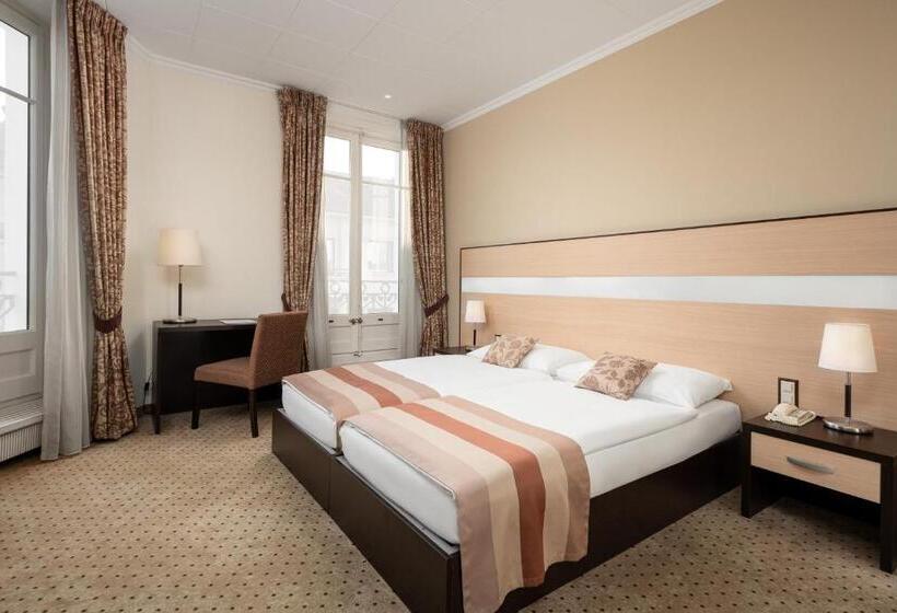 سوییت جونیور, Hôtel Des Alpes