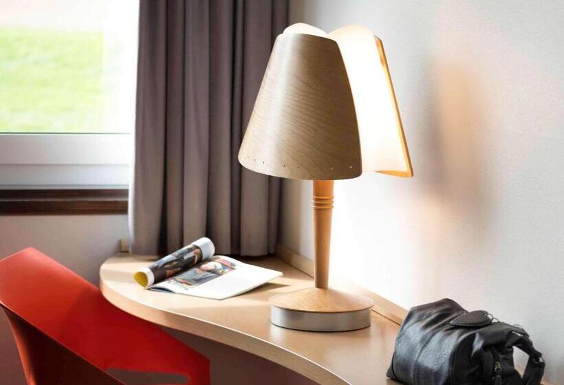 스탠다드 룸, Ibis 3 Lacs Neuchatel
