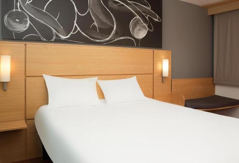 스탠다드 룸, Ibis 3 Lacs Neuchatel