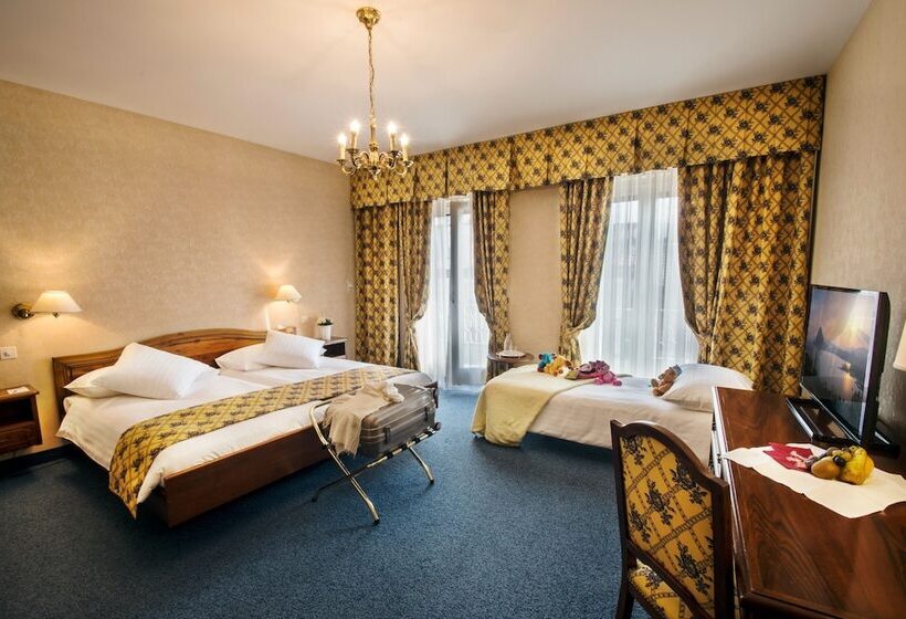 3 Bett Superior Zimmer, International Au Lac Historic Lakeside