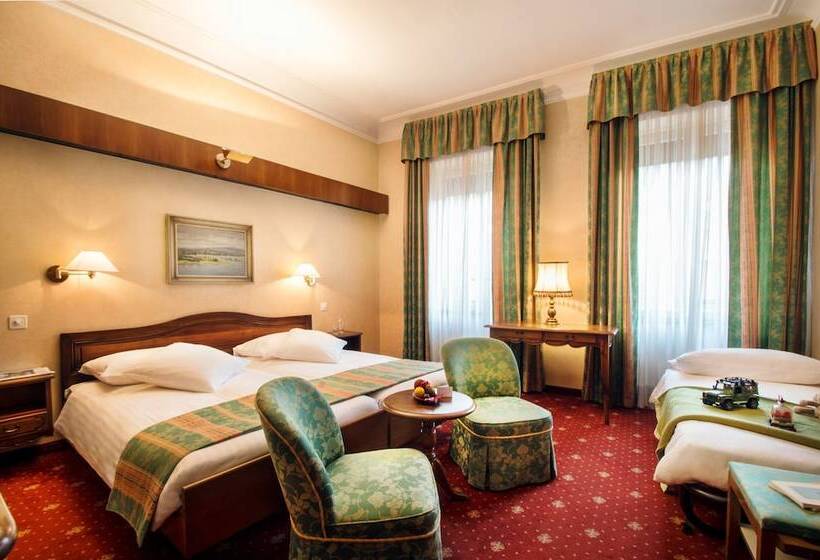 3 Bett Superior Zimmer, International Au Lac Historic Lakeside