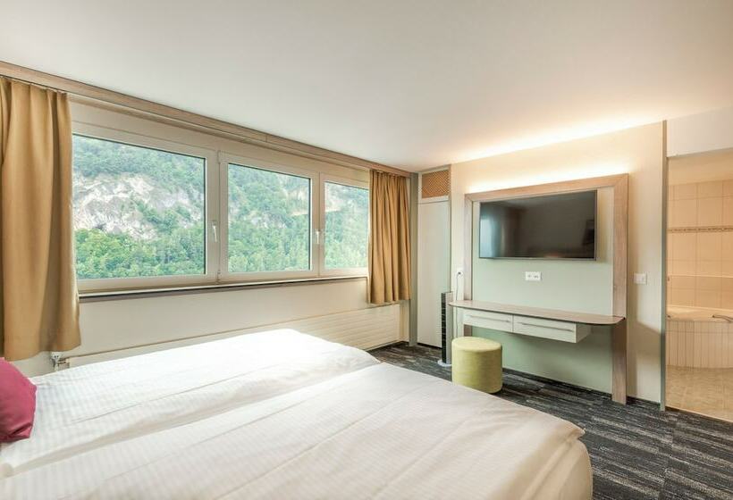 Standard Room, Metropole Swiss Quality