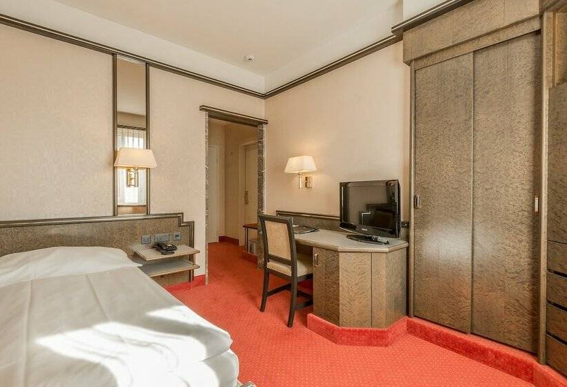 Standard Single Room, Monopol Luzern