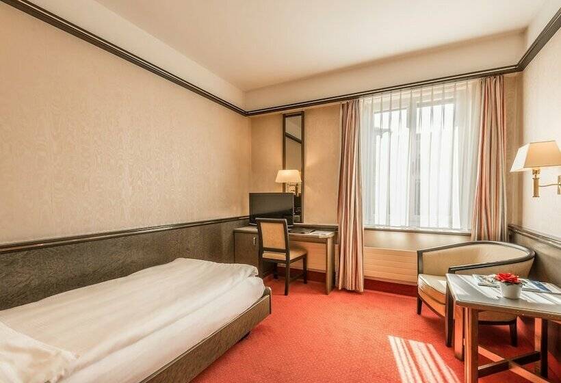 Standard Single Room, Monopol Luzern