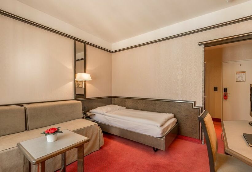 Standard Single Room, Monopol Luzern