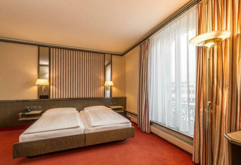 Standard Room, Monopol Luzern