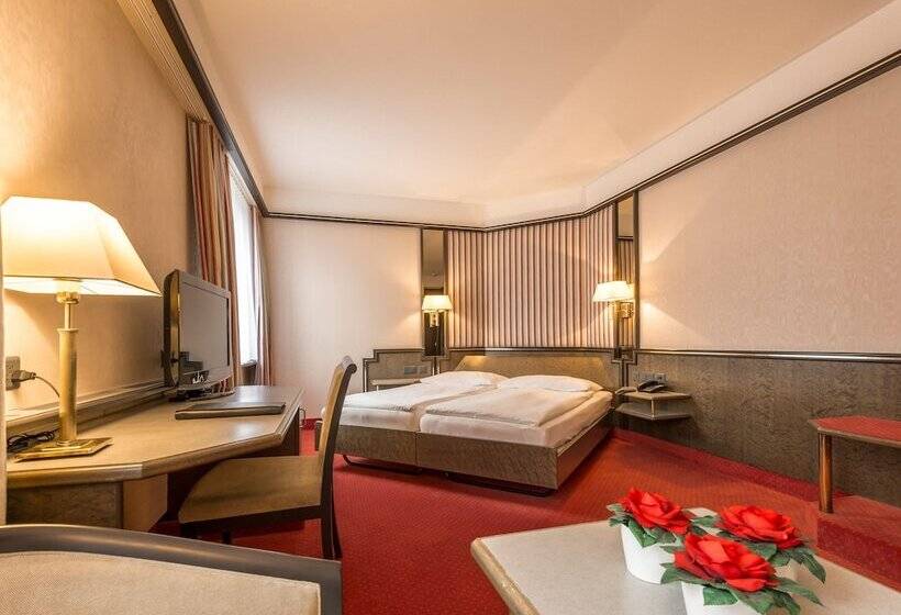 标准间, Monopol Luzern