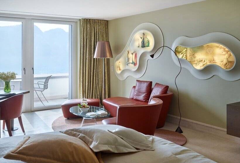 سوییت جونیور با چشم‌انداز دریاچه, Park Hotel Vitznau