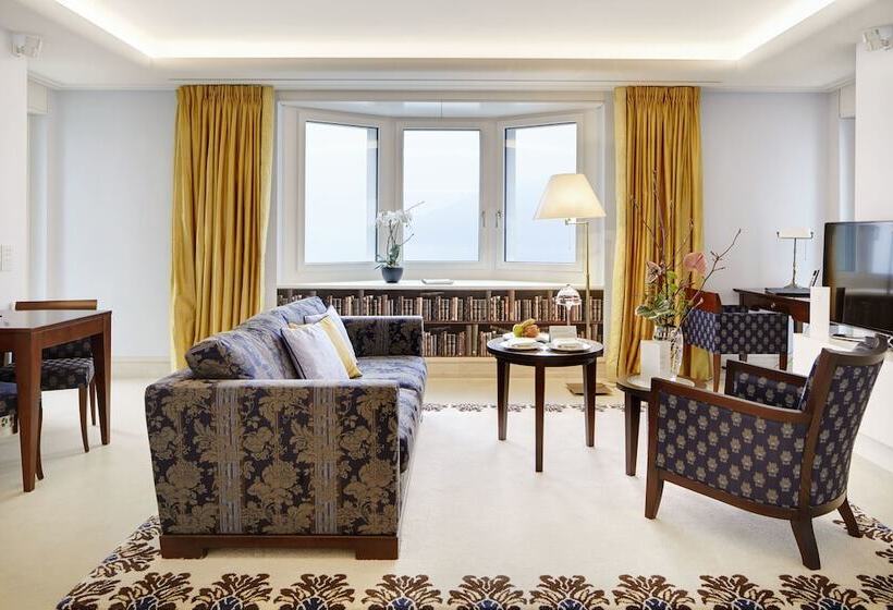 سوییت با چشم‌انداز کوه, Park Hotel Vitznau