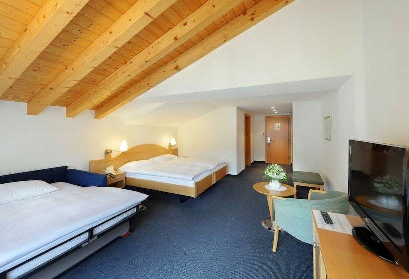 スタンダードトリプルルーム, Alpine Hotel Perren