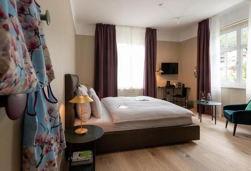 اتاق استاندارد, Schweizerhof Lenzerheide