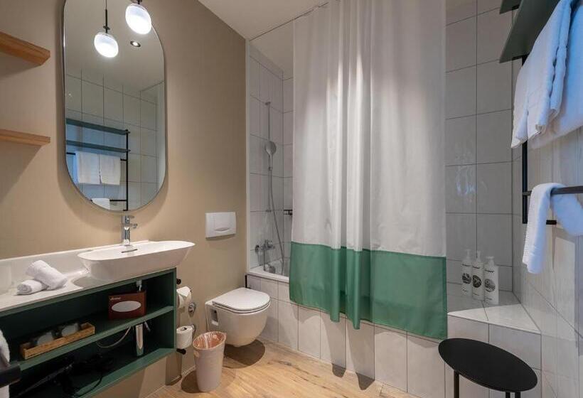 اتاق لوکس یک تخته, Schweizerhof Lenzerheide