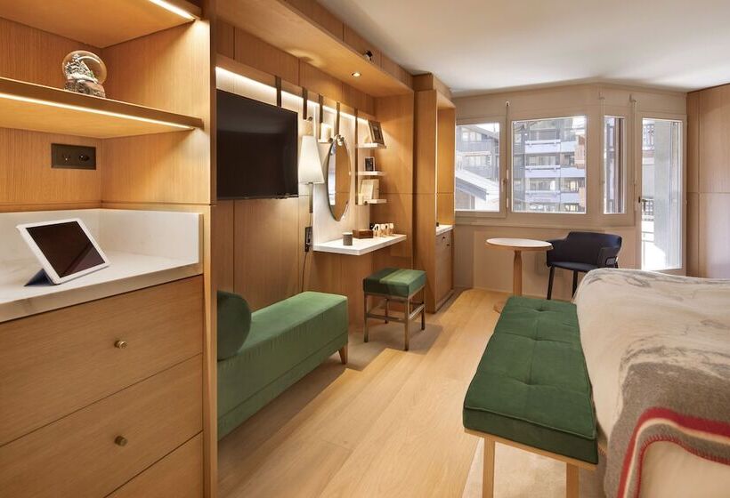 اتاق استاندارد, Schweizerhof Zermatt   A Small Luxury