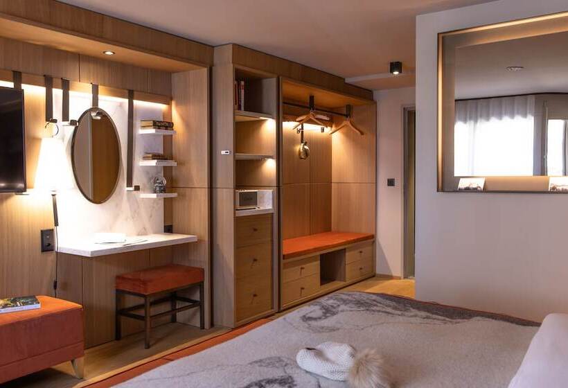 اتاق استاندارد, Schweizerhof Zermatt   A Small Luxury