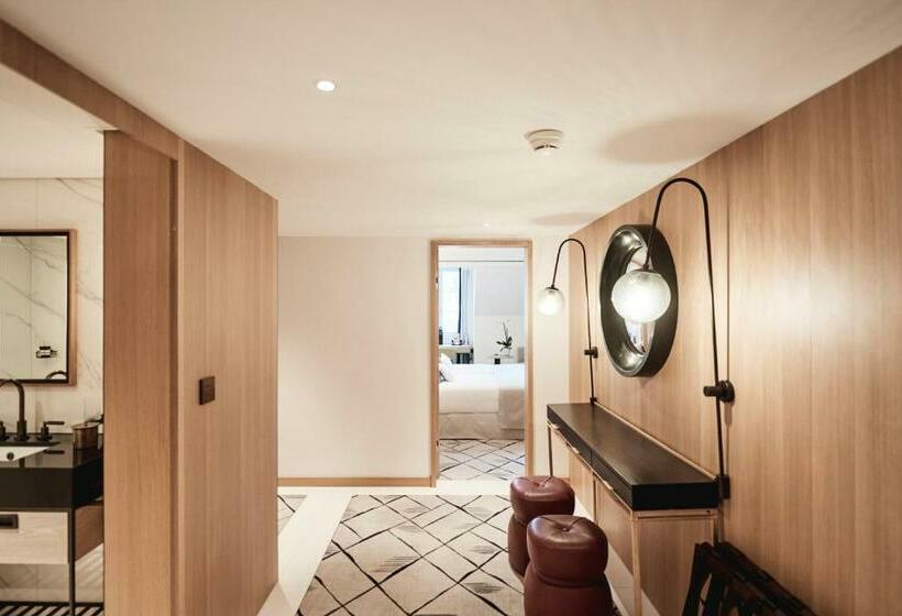 سوییت, Storchen Zürich   Lifestyle Boutique