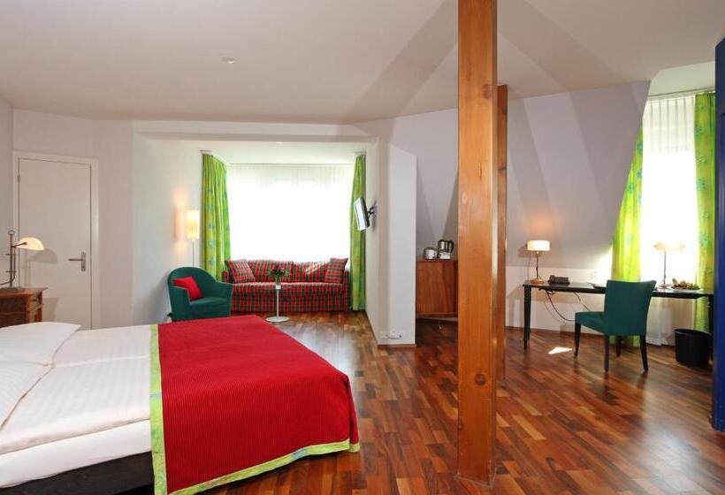 Suite Junior, Waldstaetterhof Swiss Quality