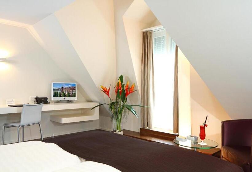 Premium Room, Waldstaetterhof Swiss Quality