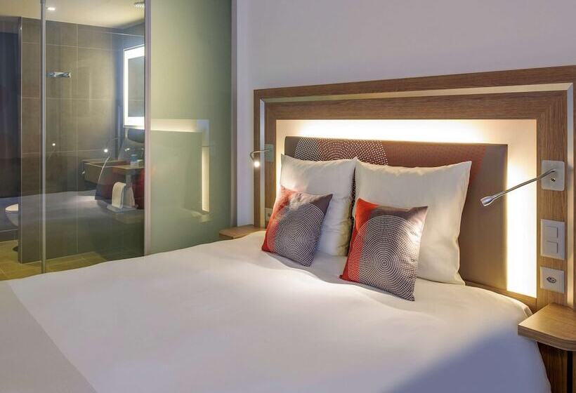 Standard Room Double Bed, Novotel Lugano Paradiso