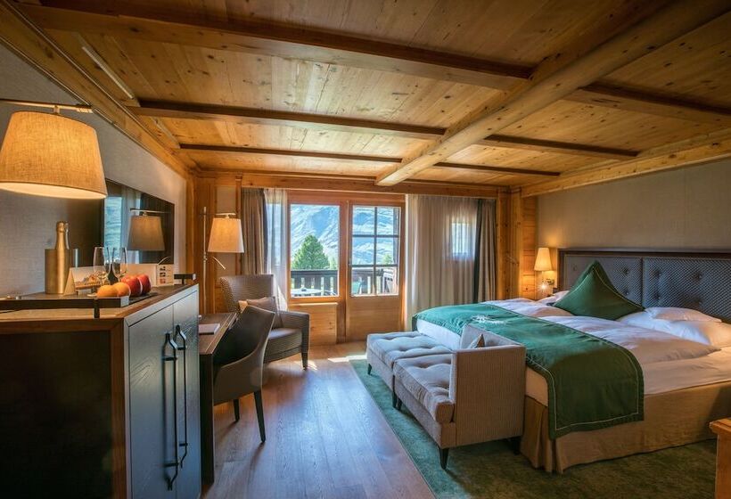 Junior Suite, Riffelalp Resort 2222m   Ski In & Ski Out