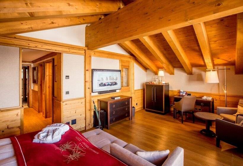 Junior Suite, Riffelalp Resort 2222m   Ski In & Ski Out