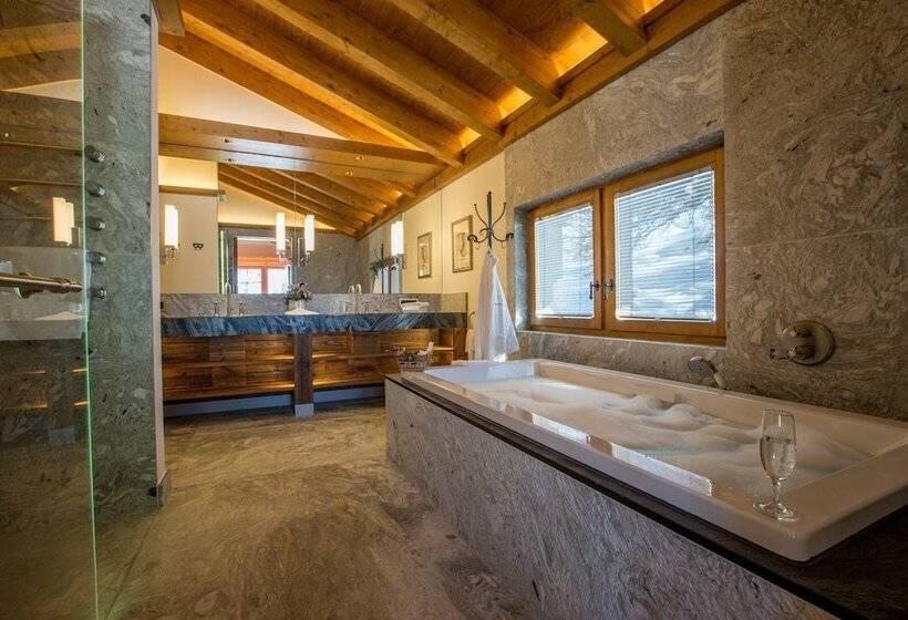 سوییت, Riffelalp Resort 2222m   Ski In & Ski Out