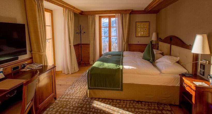 Classic Room, Riffelalp Resort 2222m   Ski In & Ski Out