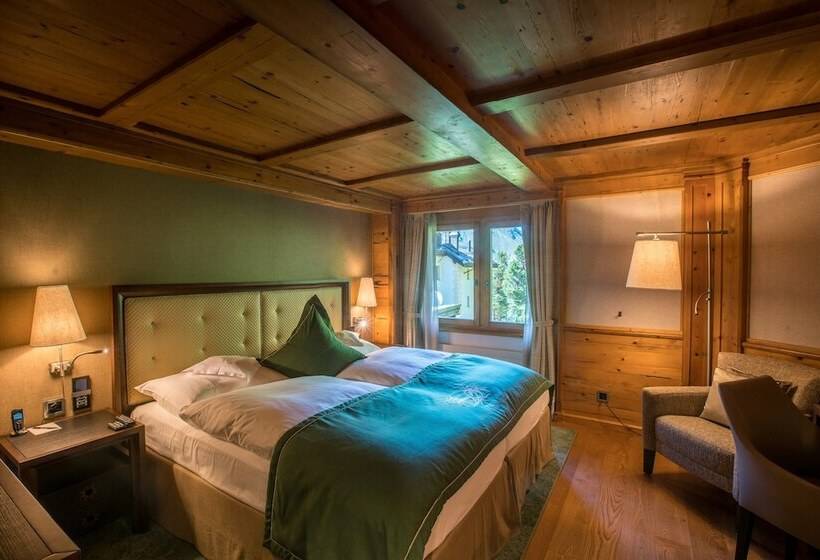 Classic Room, Riffelalp Resort 2222m   Ski In & Ski Out