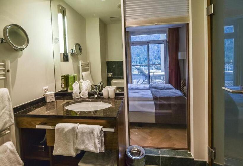 Номер Deluxe Одноместный, Waldhotel & Spa Davos   For Body & Soul