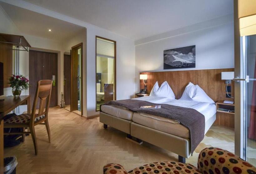 Номер Deluxe Одноместный, Waldhotel & Spa Davos   For Body & Soul