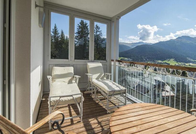 Номер Deluxe, Waldhotel & Spa Davos   For Body & Soul