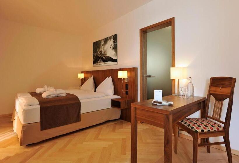 Полулюкс, Waldhotel & Spa Davos   For Body & Soul