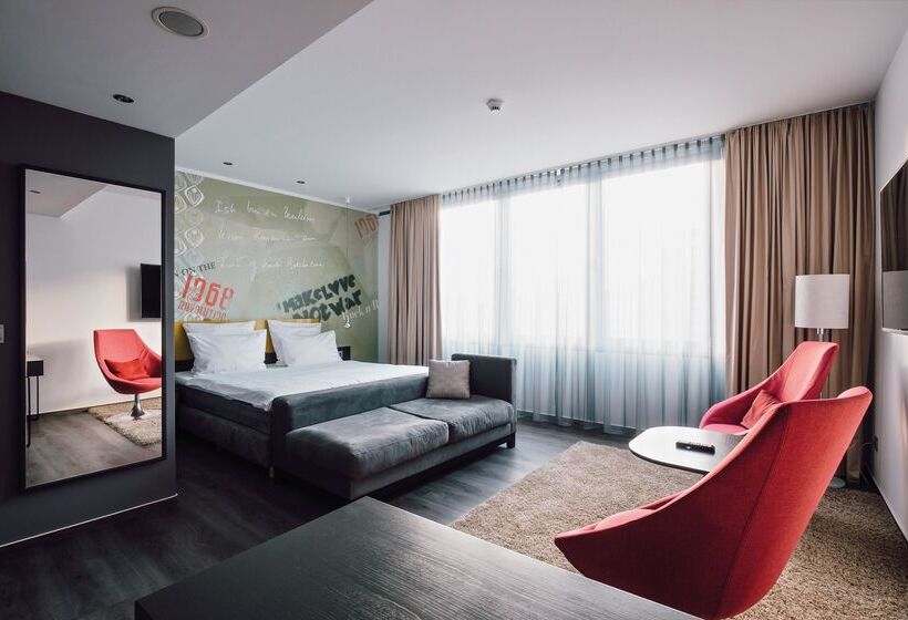 Premium Room, Berlin, Berlin, A Member Of Radisson Individuals