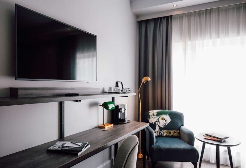 Junior Suite, Berlin, Berlin, A Member Of Radisson Individuals