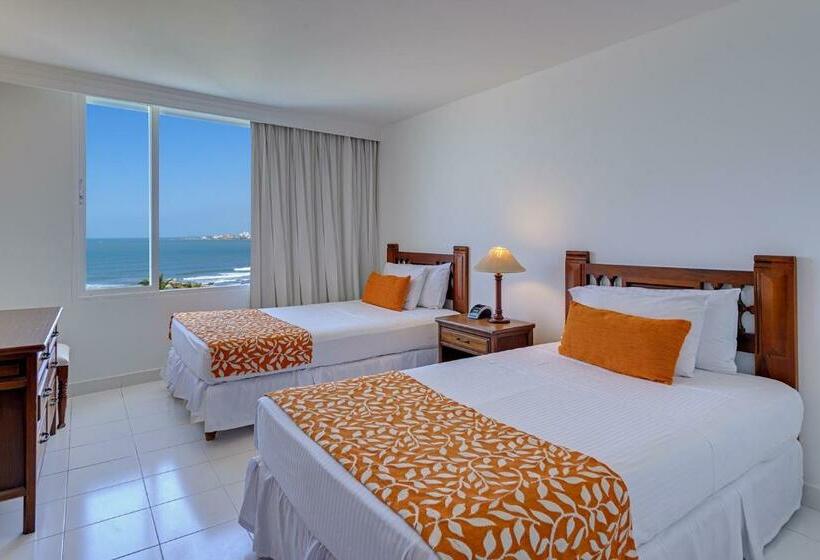 Suite, Dann Cartagena