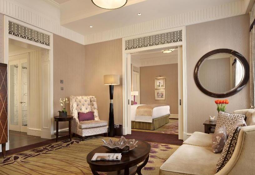 سوییت, Fairmont Peace Hotel On The Bund