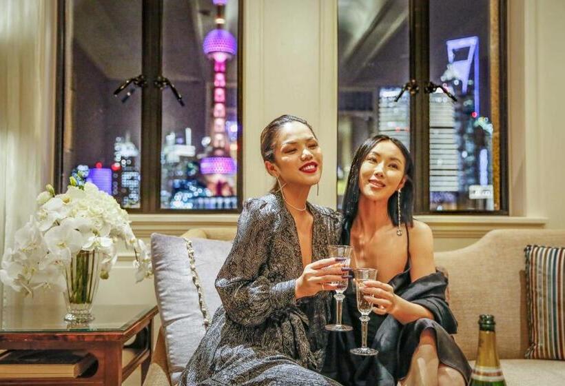 سوئیت با چشم‌انداز رودخانه, Fairmont Peace Hotel On The Bund