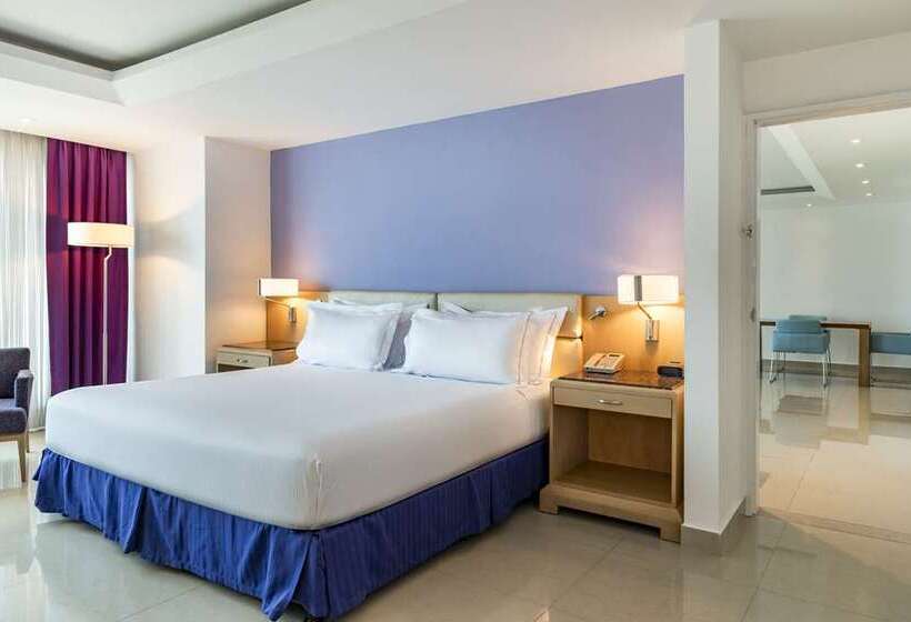 اتاق استاندارد با چشم‌انداز شهر, Hilton Cartagena