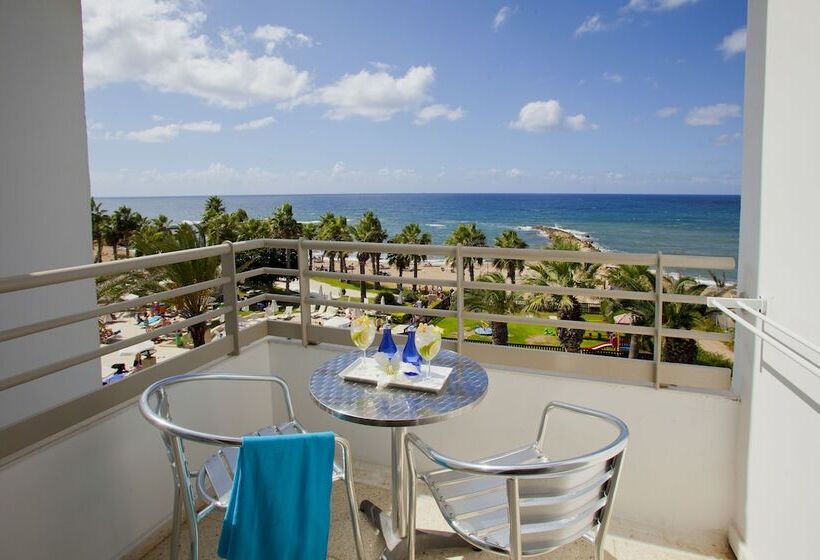 חדר משפחתי נוף לים, Louis Ledra Beach