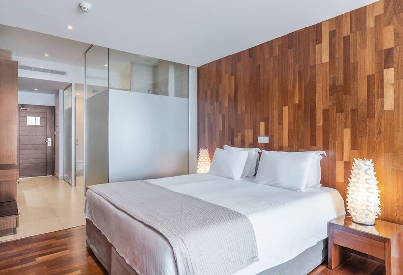 اتاق استاندارد با چشم‌انداز دریا, Napa Mermaid Hotel & Suites