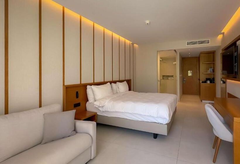سوییت با چشم‌انداز دریا, Radisson Beach Resort Larnaca