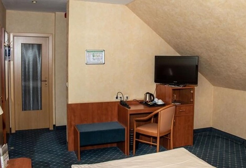 اتاق استاندارد یک نفره, Kiek In Hotel Zur Einkehr